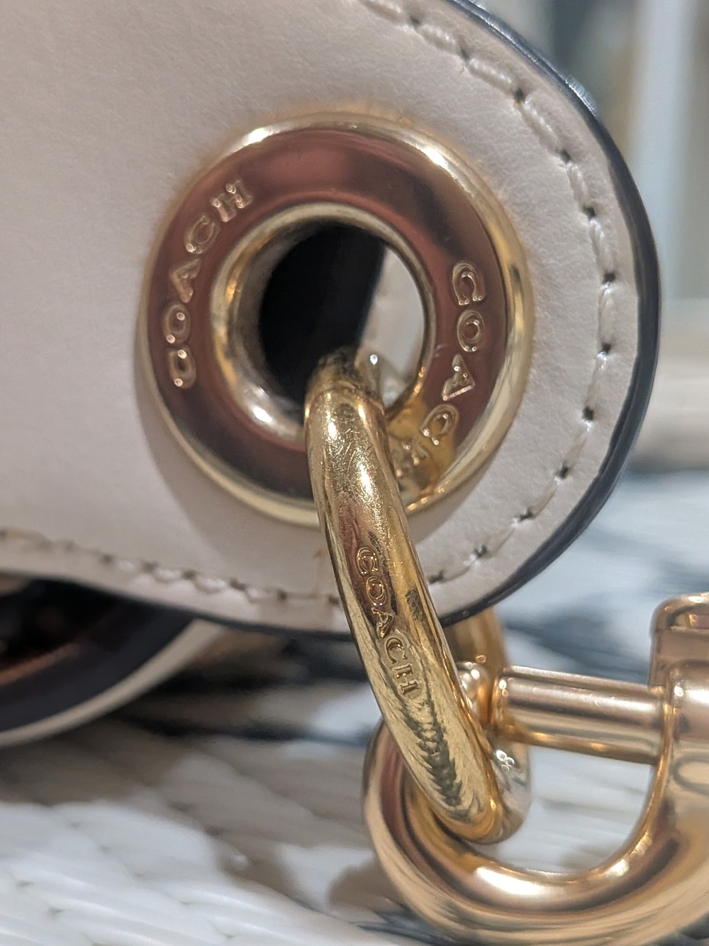 Coach CA547 Kleo Shoulder Bag 17 Natural Straw & White Leather Crossbody - GUC - Picture 6 of 15